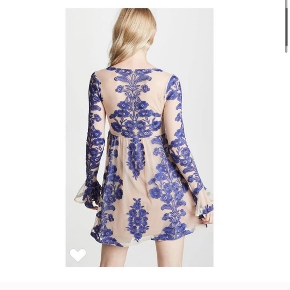 For love and lemons Temecula embroidered dress SM - Picture 2 of 7